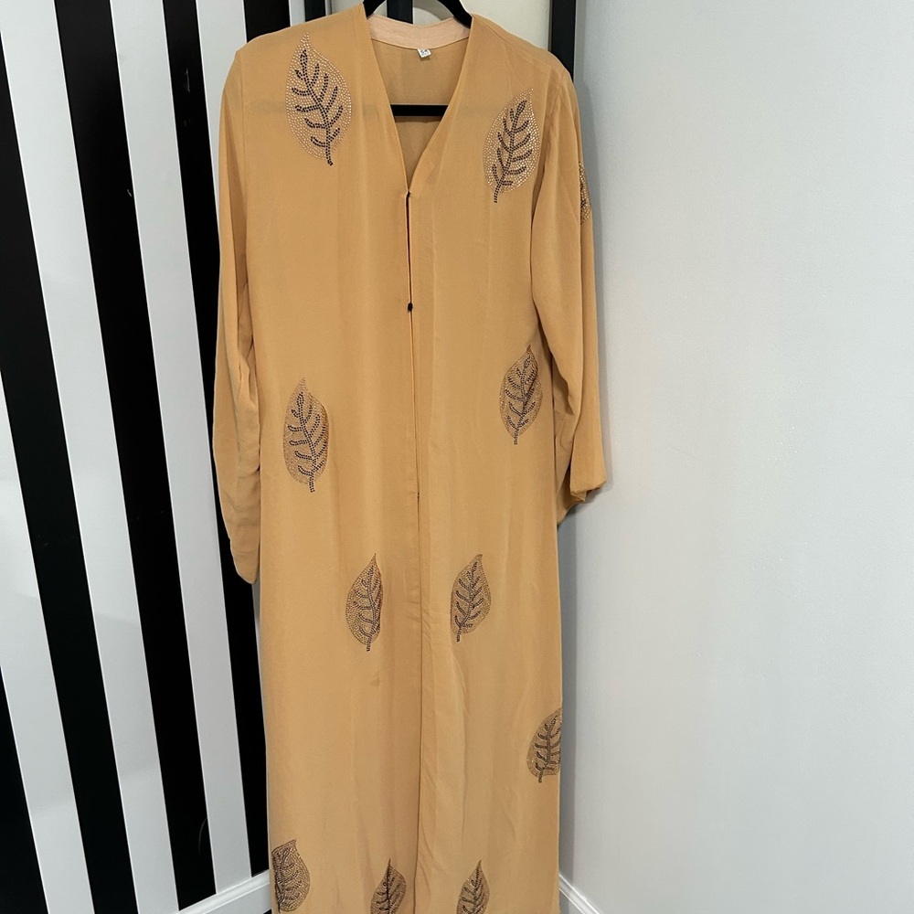 Elegant Abaya with matching Scarf